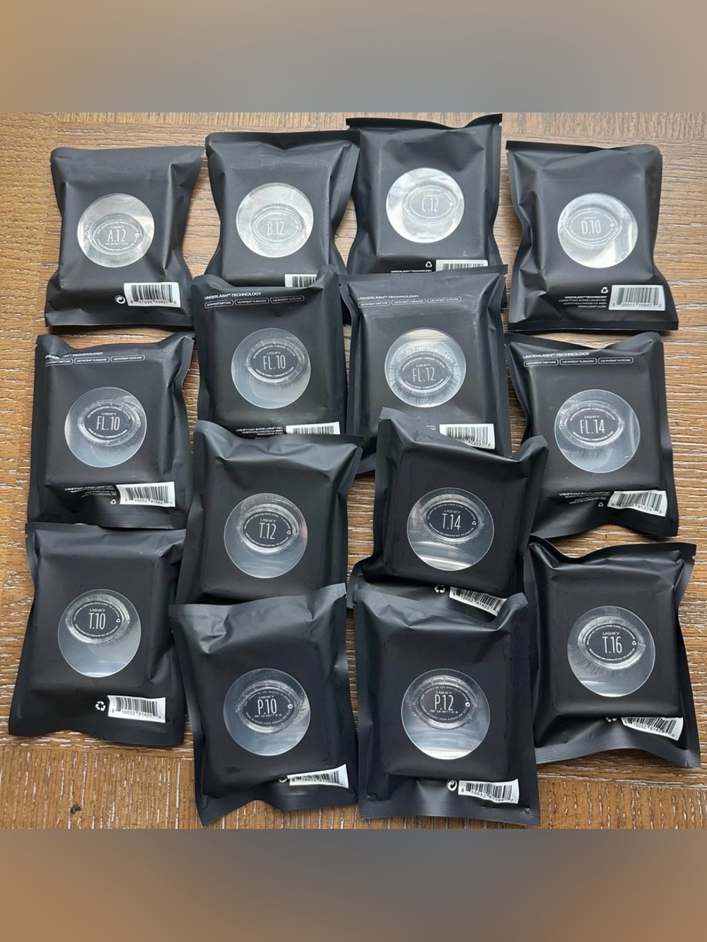 Lashify Gossamer lashes and melt away